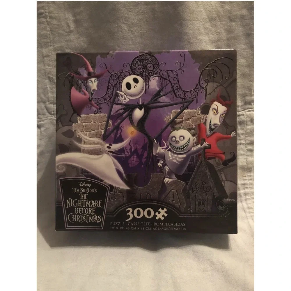 NEW Walt Disney The Nightmare Before Christmas 300‎ Piece Puzzle